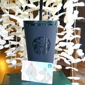 🧜‍♀️FREE🧜‍♀️Matte Black Starbucks w/ gift card